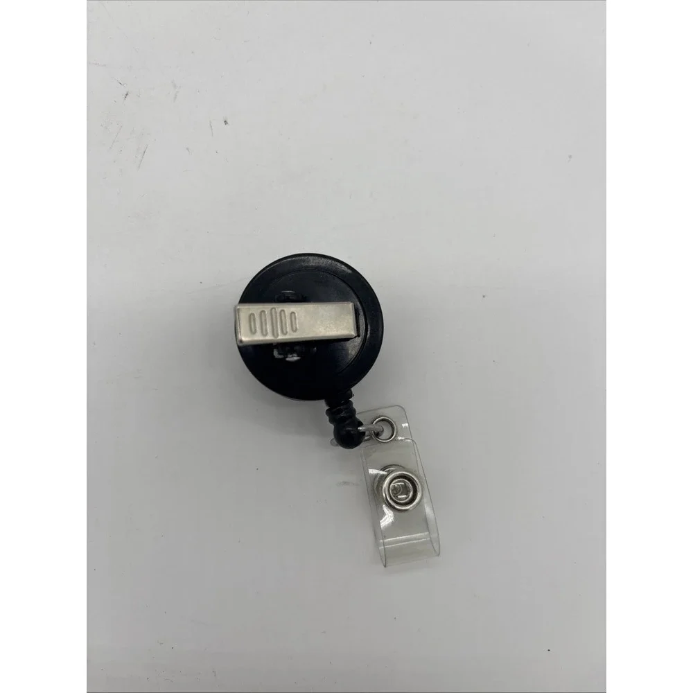 Set Of 2 Chicago Cubs retractable badge reels